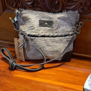 Bhrayna Gray Crossbody Bag